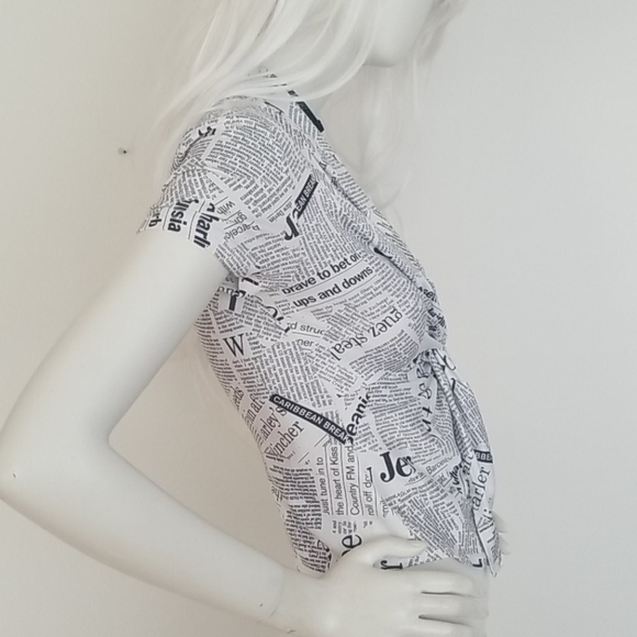 Y2k news print graphic top - Picture 6 of 6